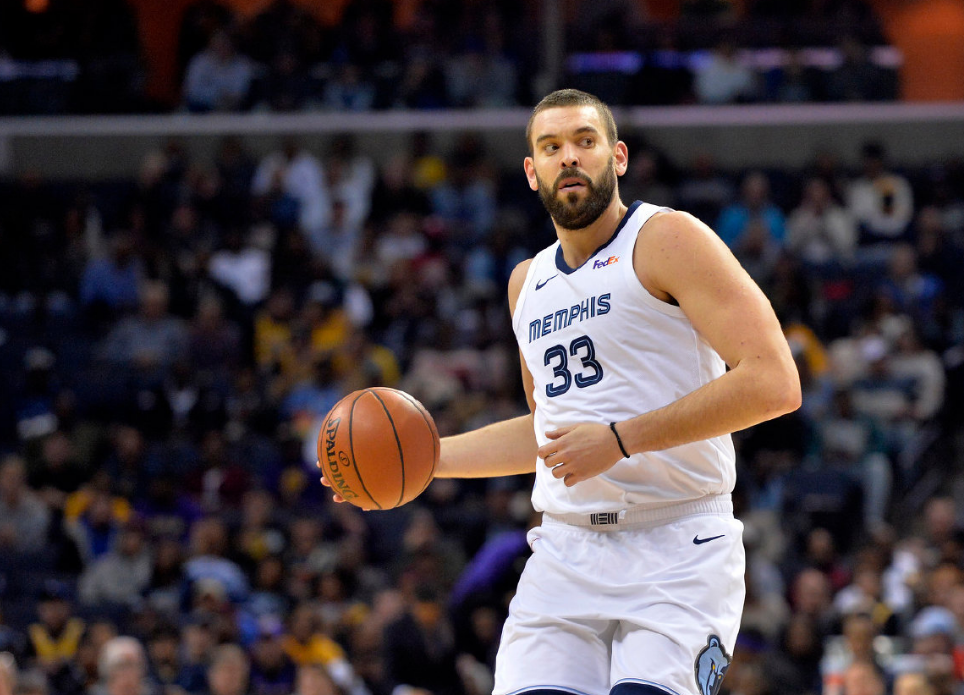 mk直播关于NBA常规赛官宣日走向成谜；多特蒙德手感冰凉；更衣室稳定；心理建设被强调的信息