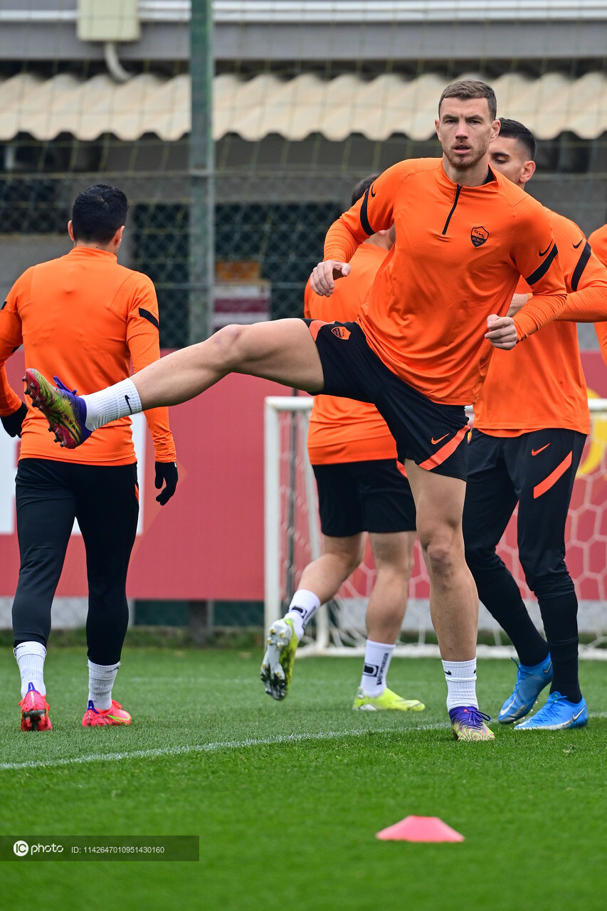 mk体育包含罗马发布备战花絮，赛前远射贴柱，欧联任务艰巨，心理建设被强调的词条